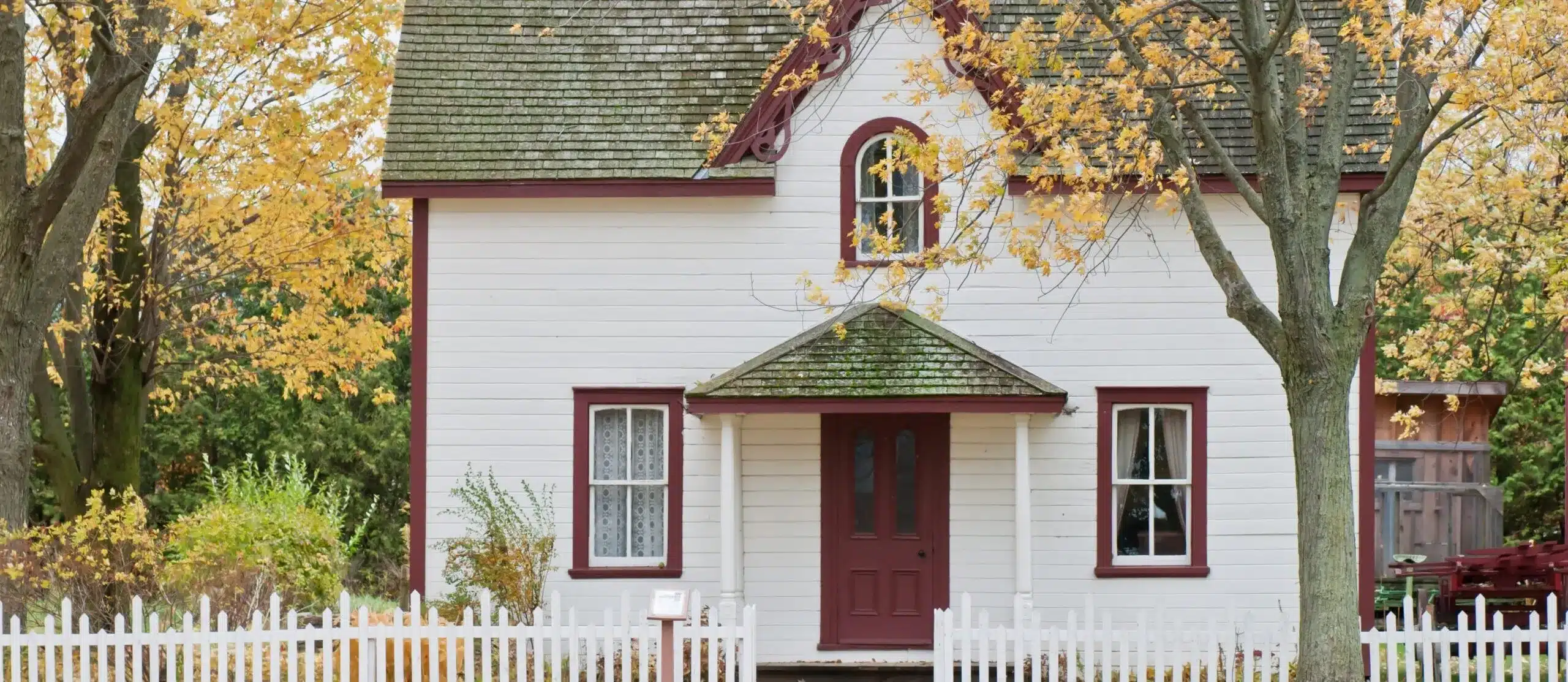 How to Qualify for a Self-Employed Mortgage Loan-scott-webb-unsplash