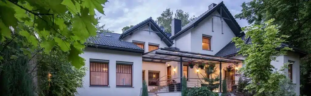 What-To-Expect-After-Closing-On-A-Home-Loan-With-Top-Mortgage-Lender-In-Dallas-Texas2-1
